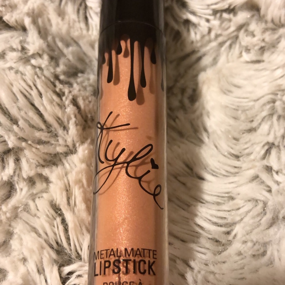 Kylie Metal Matte Lipstick